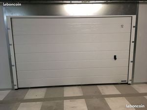 Box garage