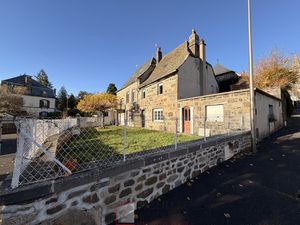Maison De Bourg - Oradour