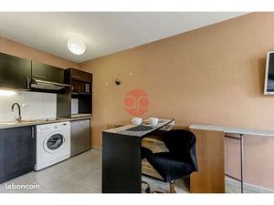 Studio 1 pièce 33 m²