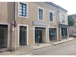 Vente locaux professionnels 100 m² à Craon (53400)  71 000 €
