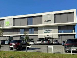 Bien professionnel à louer à Kontich € 3.360 (LH9BP) | Zimmo