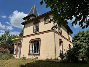 Vente hôtel particulier 6 pièces à Argentan (61200)  318 000 €