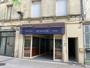Vente immeuble à Lesparre-Médoc (33340)  192 240 €