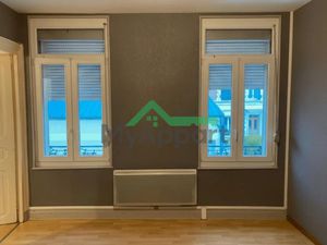 Location meublée appartement 2 pièces 42 m² à Albert (80300)  410 €