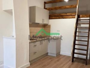 Location meublée appartement 1 pièce 27 m² à Ales (30100)  406 €