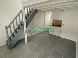 Location meublée appartement 1 pièce 28 m² à Arras (62000)  454 €