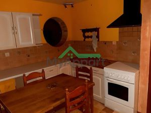 Location meublée appartement 2 pièces 31 m² à Affoux (69170)  550 €