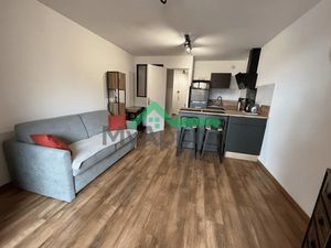 Location meublée appartement 1 pièce 26 m² à Entrages (04000)  510 €