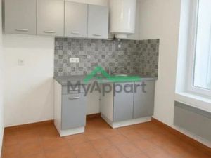 Location meublée appartement 1 pièce 20 m² à Aubagne (13400)  560 €