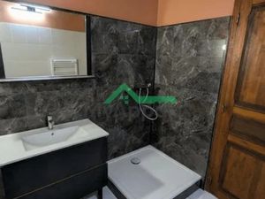 Location meublée appartement 2 pièces 57 m² à Beaumont-Pied-de-Boeuf (72500)  580 €