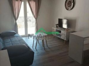 Location meublée appartement 1 pièce 24 m² à Chateaudouble (83300)  590 €