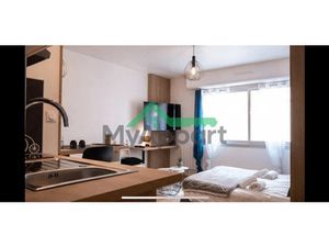 Location meublée appartement 1 pièce 20 m² à Poitiers (86000)  570 €
