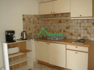 Location meublée appartement 1 pièce 23 m² à Annecy-le-Vieux (74940)  650 €