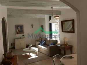 Location meublée appartement 4 pièces 96 m² à Annot (04240)  650 €