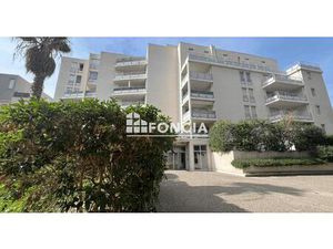 ST JUST T3 terrasse double box