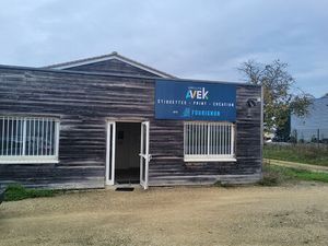 Local d'activité BERGERAC 326m²