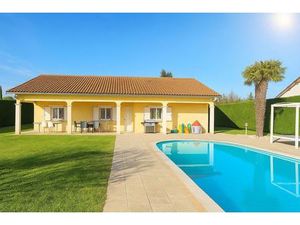 À vendre Élégante demeure familiale avec piscine et jacuzzi