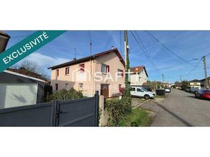 Maison avec revenu locatif complémentaire à Saint Denis les Bourg proche de la gare