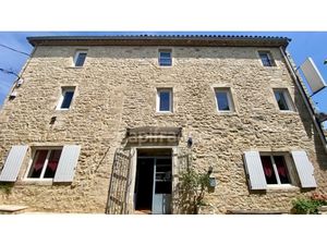 A vendre maison avec 6 chambres d'hôtes à Vagnas  proche de Vallon-Pont-d'Arc (07)