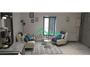 Location meublée appartement 3 pièces 54 m² à Ales (30100)  696 €