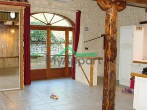 Location meublée appartement 4 pièces à Béduer (46100)  720 €