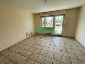 Location meublée appartement 3 pièces 72 m² à Mulhouse (68100)  780 €