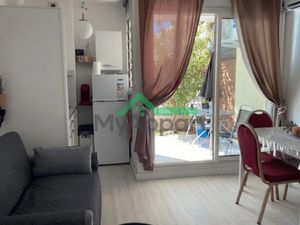 Location meublée appartement 1 pièce 27 m² à Saint-Denis (97400)  730 €