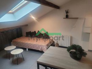 Location meublée appartement 2 pièces 16 m² à Bron (69500)  750 €