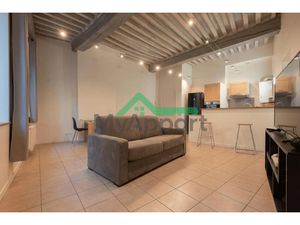 Location meublée appartement 3 pièces 67 m² à Macon (71000)  698 €