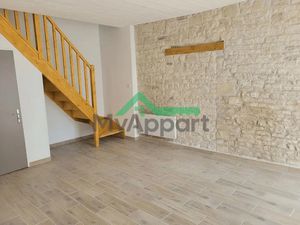 Location meublée appartement 3 pièces 70 m² à Anais (17540)  825 €