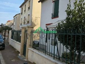 Location meublée appartement 2 pièces 26 m² à Antony (92160)  820 €