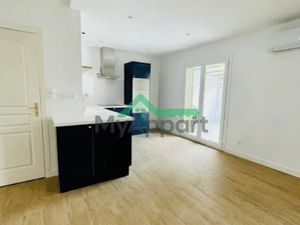 Location meublée appartement 3 pièces 56 m² à Argeles-sur-mer (66700)  860 €