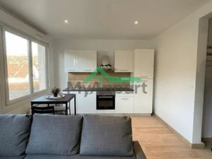 Location meublée appartement 1 pièce 27 m² à Jouy-en-Josas (78350)  850 €