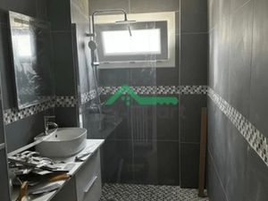 Location meublée appartement 3 pièces 54 m² à Vaulx-en-Velin (69120)  900 €