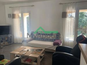 Location meublée appartement 4 pièces 107 m² à Aghione (20270)  950 €
