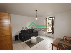 Location meublée appartement 1 pièce 24 m² à Cran-Gevrier (74960)  950 €