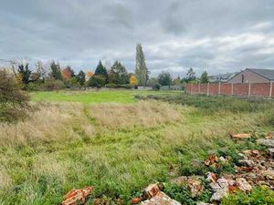 Terrain à vendre à Saint-Symphorien (Lot 2)