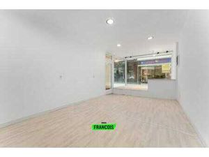 Rez-de-chaussée commercial à vendre au cœur de Blankenberge…