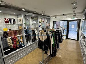 Local commercial avec bail commercial