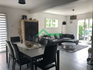 Location meublée appartement 3 pièces 75 m² à Rixheim (68170)  1 100 €