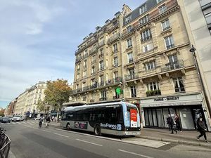 Location appartement 2 pièces 35.87 m² à Paris 12ème (75012)  1 187 €
