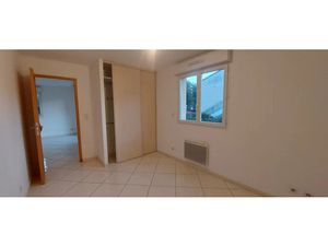 Location appartement 3 pièces 64.11 m² à Gardanne (13120)  1 164 €