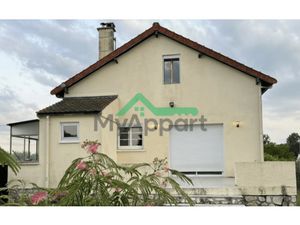 Location meublée appartement 3 pièces 73 m² à Grez-sur-Loing (77880)  1 230 €