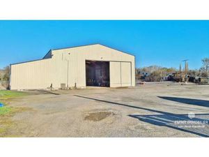 Local d'activités à vendre