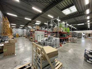 Local d'activités à vendre