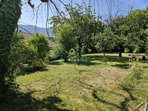 A VENDRE APPARTEMENT / MAISON ALLINGES AVEC GRAND TERRAIN