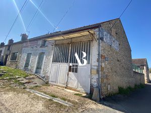 Maison avec local 113 m2 et jardin