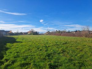 SAINT JEAN DE BOURNAY - Terrain viabilisé 500 m²