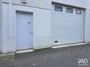 Location Surface diverse 80 m²