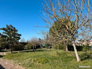 Terrain à bâtir 745m2